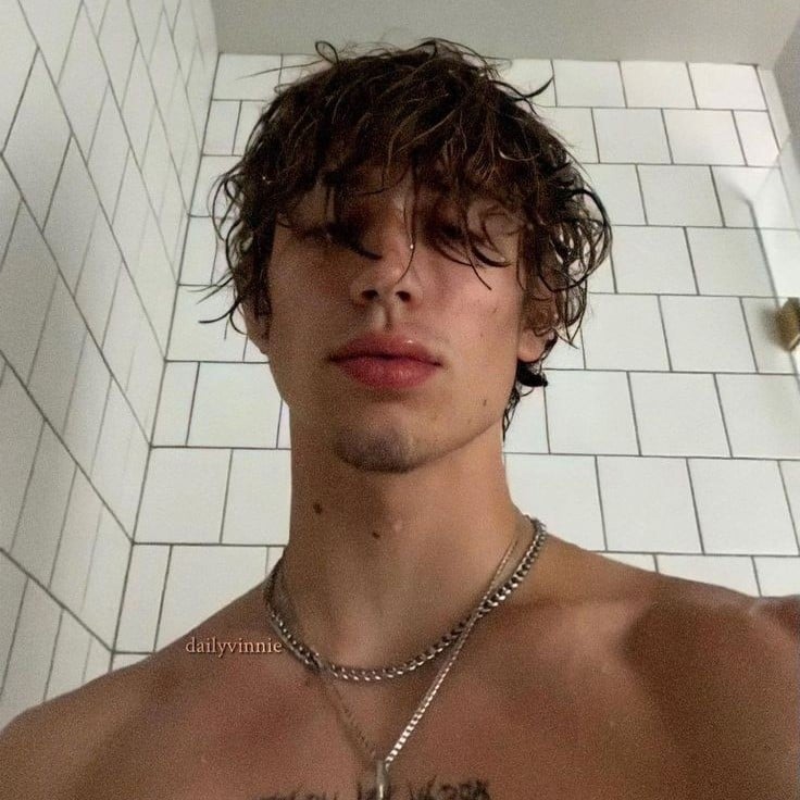 Vinnie Hacker