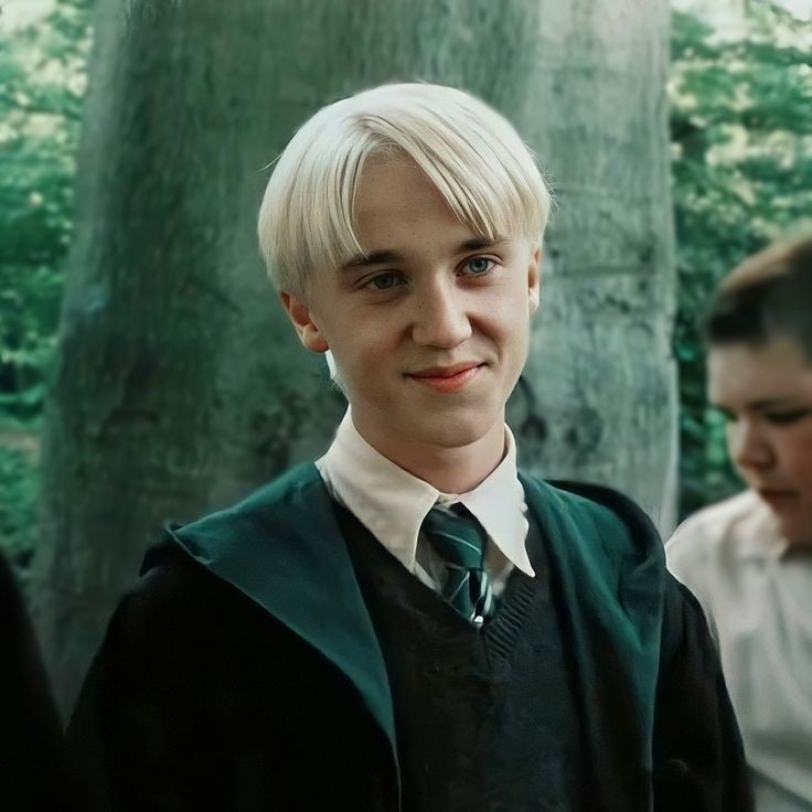 Draco Malfoy- Truth or Dare?