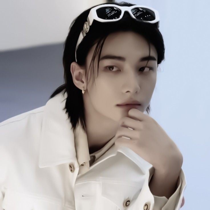 Hwang Hyunjin ✩₊˚.⋆⁺₊