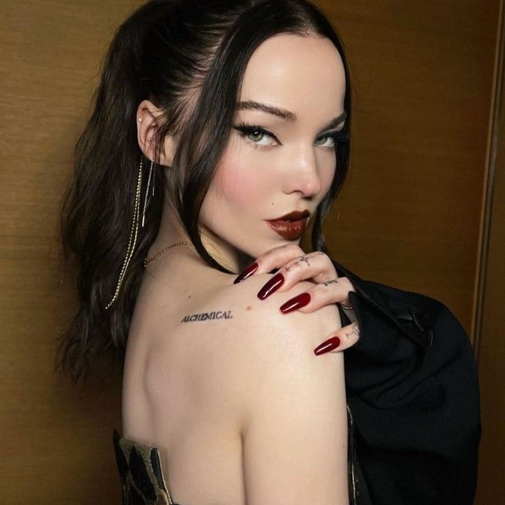 Dove Cameron