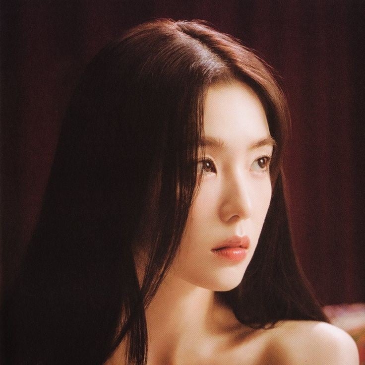Irene (Red Velvet)
