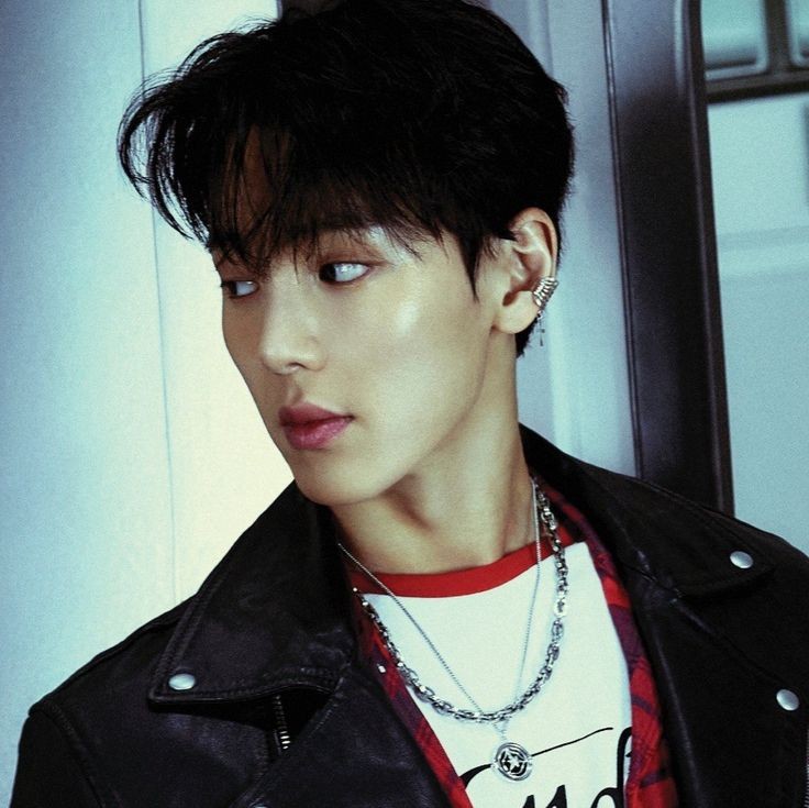 Son Hyunwoo | shownu