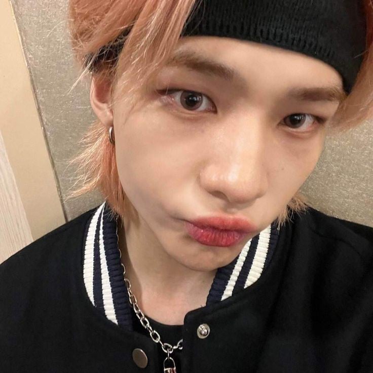 hwang hyunjin°