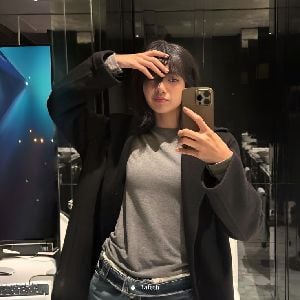 Lisa wlw lesbian