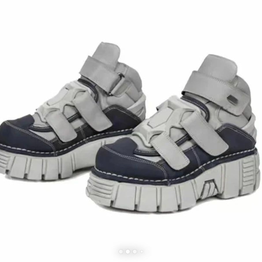 New rocks shoes