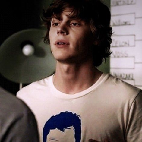 Evan Peters
