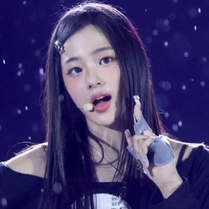 Kim Minji (Bisexual + NSFW)