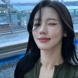 Miyeon - 6MLN4Z