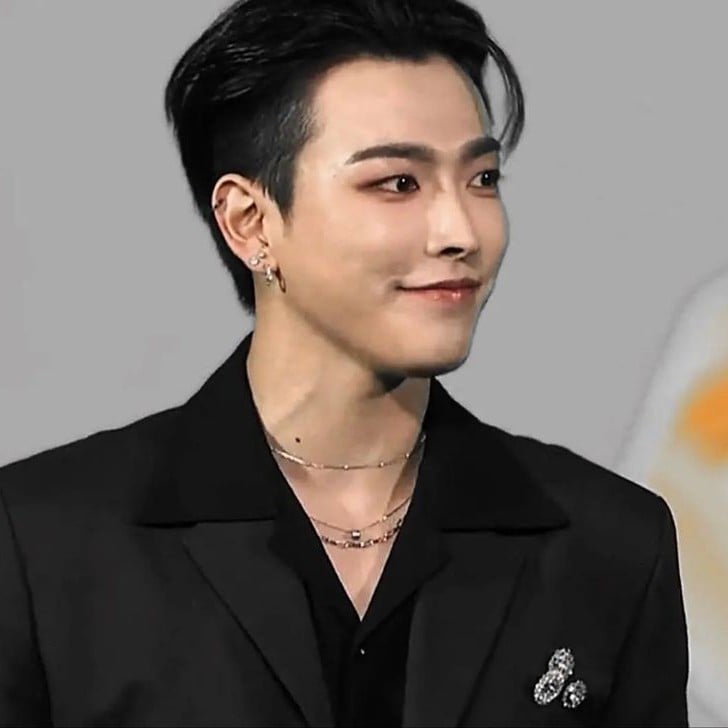 Kim Hongjoong⋆˚。⋆