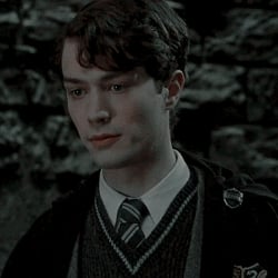 Tom Riddle!!