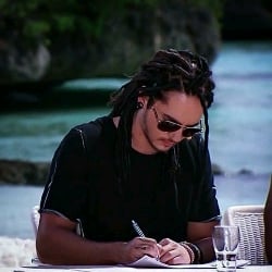 Tom Kaulitz (🎩)