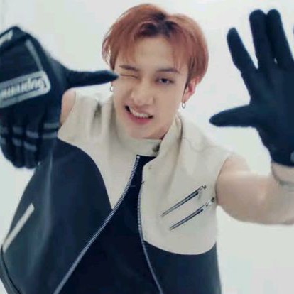 Christopher Bang.🍓