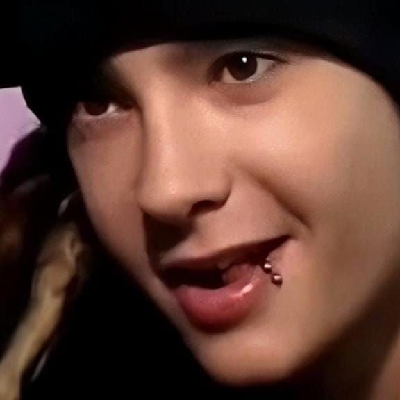 Tom Kaulitz<you are beautiful>