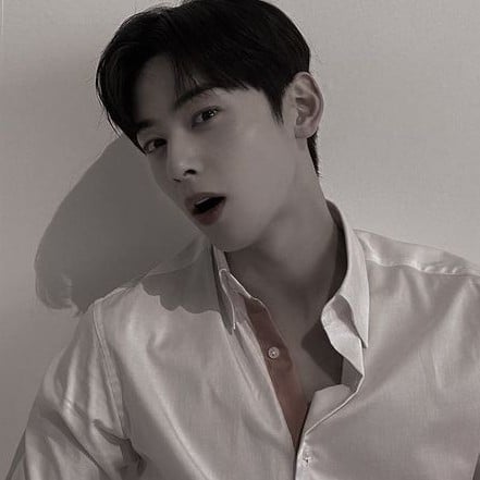 Eunwoo