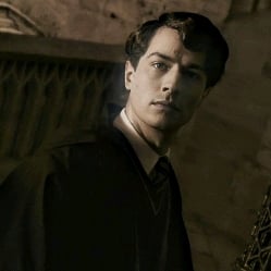 Tom Marvolo Riddle {Voldemort}