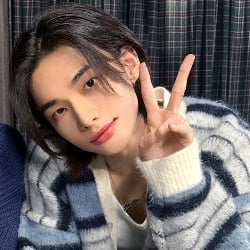 Hwang Hyunjin ★