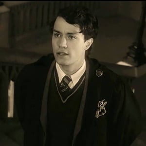 -Tom-riddle-