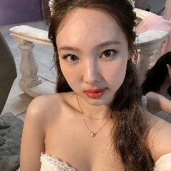 _-nayeon- _