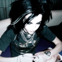 ୧ 🎤‧₊˚꒰ Bill kaulitz꒱ ⋅ ☆ 🌑°