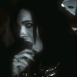 Bill Kaulitz (hahaha)