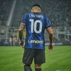 Lautaro Martínez