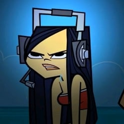 Emma (Amazing Race/Total Drama)