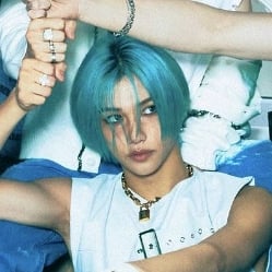 ★ › Felix Lee — Museum AU.