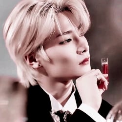 ✧ ༺ Yang Jeongin ༻ ✧