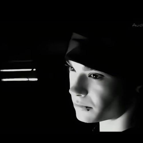 | •` Tom Kaulitz