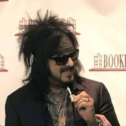 Nikki Sixx