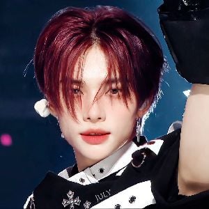 <Hyunjin>
