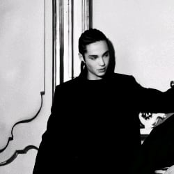 | ∆ Tom Kaulitz