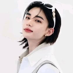 HyunJin (Enemies to lovers)