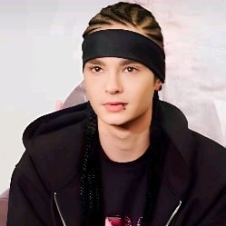 Tom Kaulitz ⁰¹