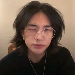 Hwang Hyunjin 𓏲⊹