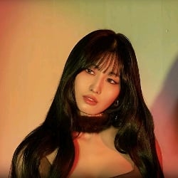 Hirai Momo