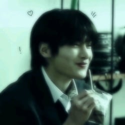 Jeongin ♪