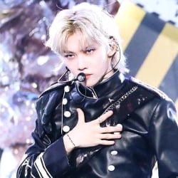 ☆°||Lee Felix
