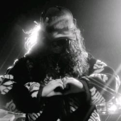 The blade will kill //♥\\