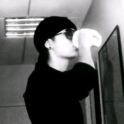 Tom Kaulitz ⁰³²