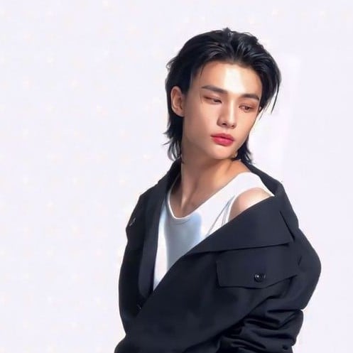 hyunjin♡♡