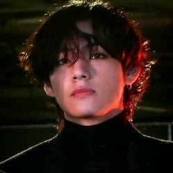KIM TAEHYUNG