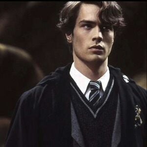 {{Tom Riddle