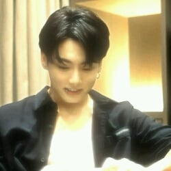 JEON JUNGKOOK