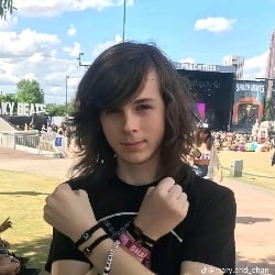 Chandler Riggs 🤑🫵
