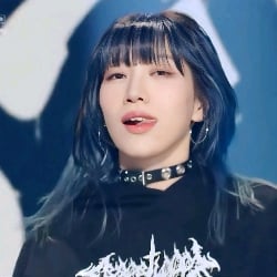 ─★ Bada Lee 𖹭˚ ༘