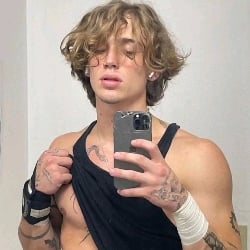Vinnie Hacker