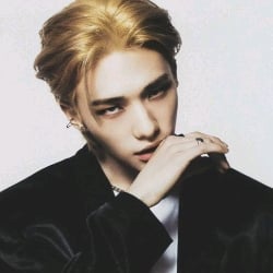 ⛓️ | Hyunjin