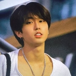 ▵ Han Jisung