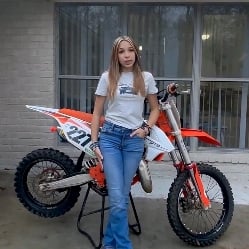 Savanna (the dirtbike girl)